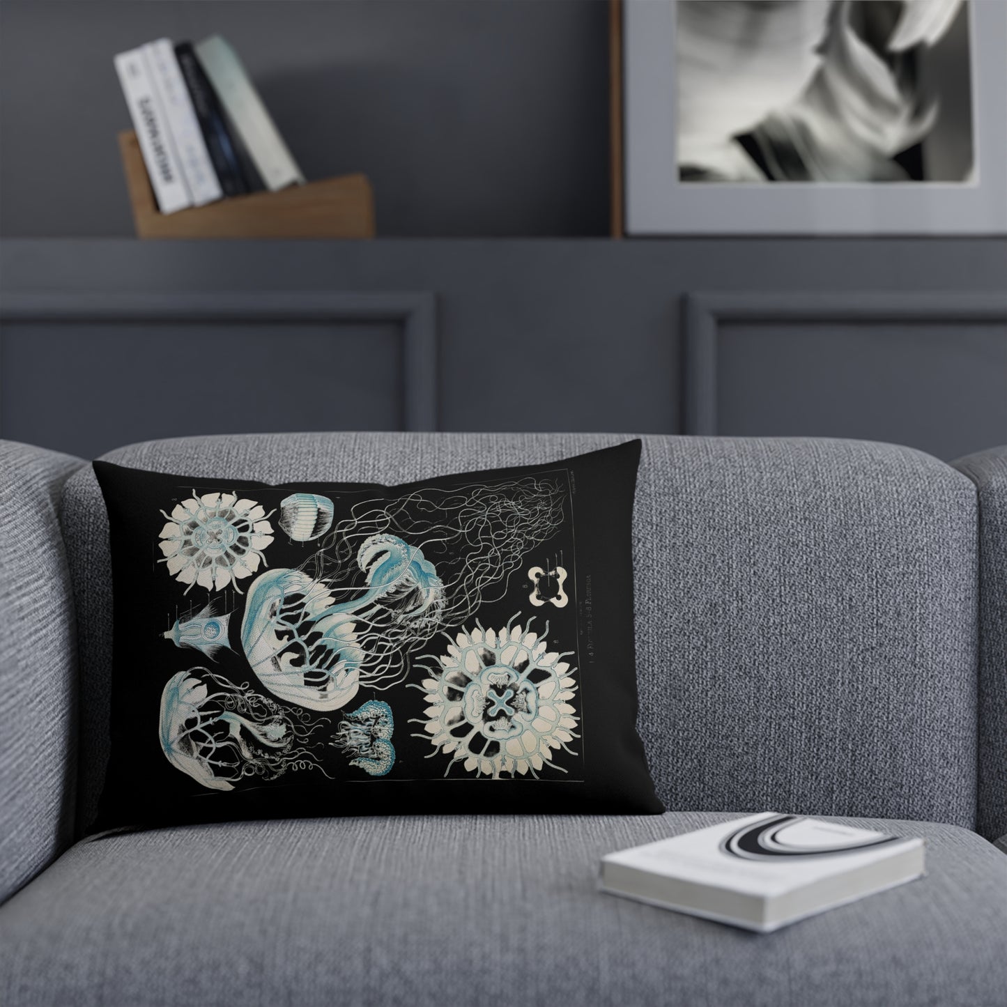 Medusa, Jellyfish Cushion, Quallen Anatomie, vintage, dark academia, Decorative Pillows, Ocean Life Decor