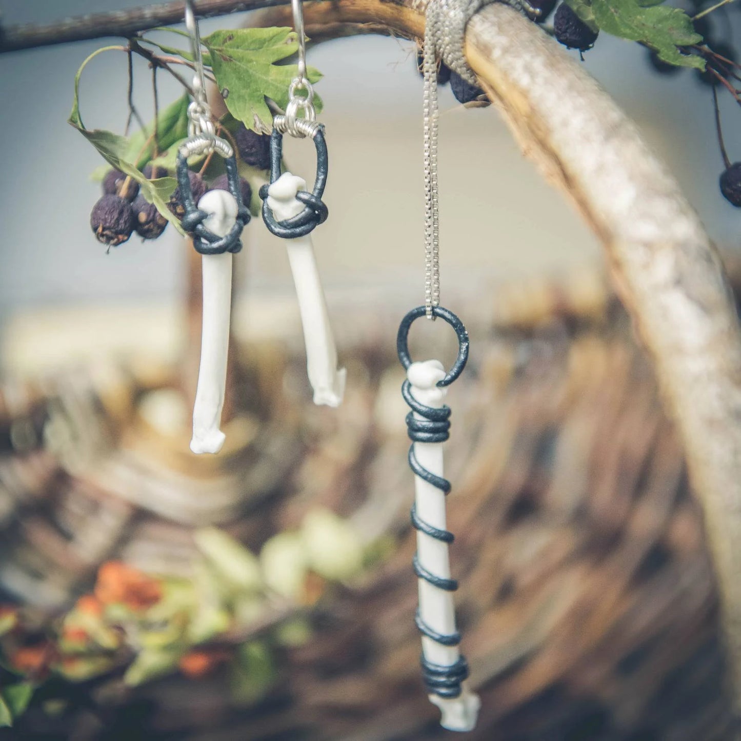 Bones Knochen Gothic WGT Knochenschmuck Kette